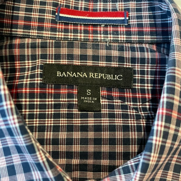 Men’s banana republic button down - Picture 2 of 3